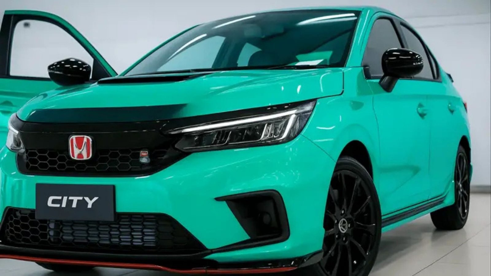 2025 Honda City Unveiled: Premium Design, Smooth Drive, and Smart Tech for Modern Drivers