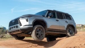 Lexus GX vs. Toyota Land Cruiser